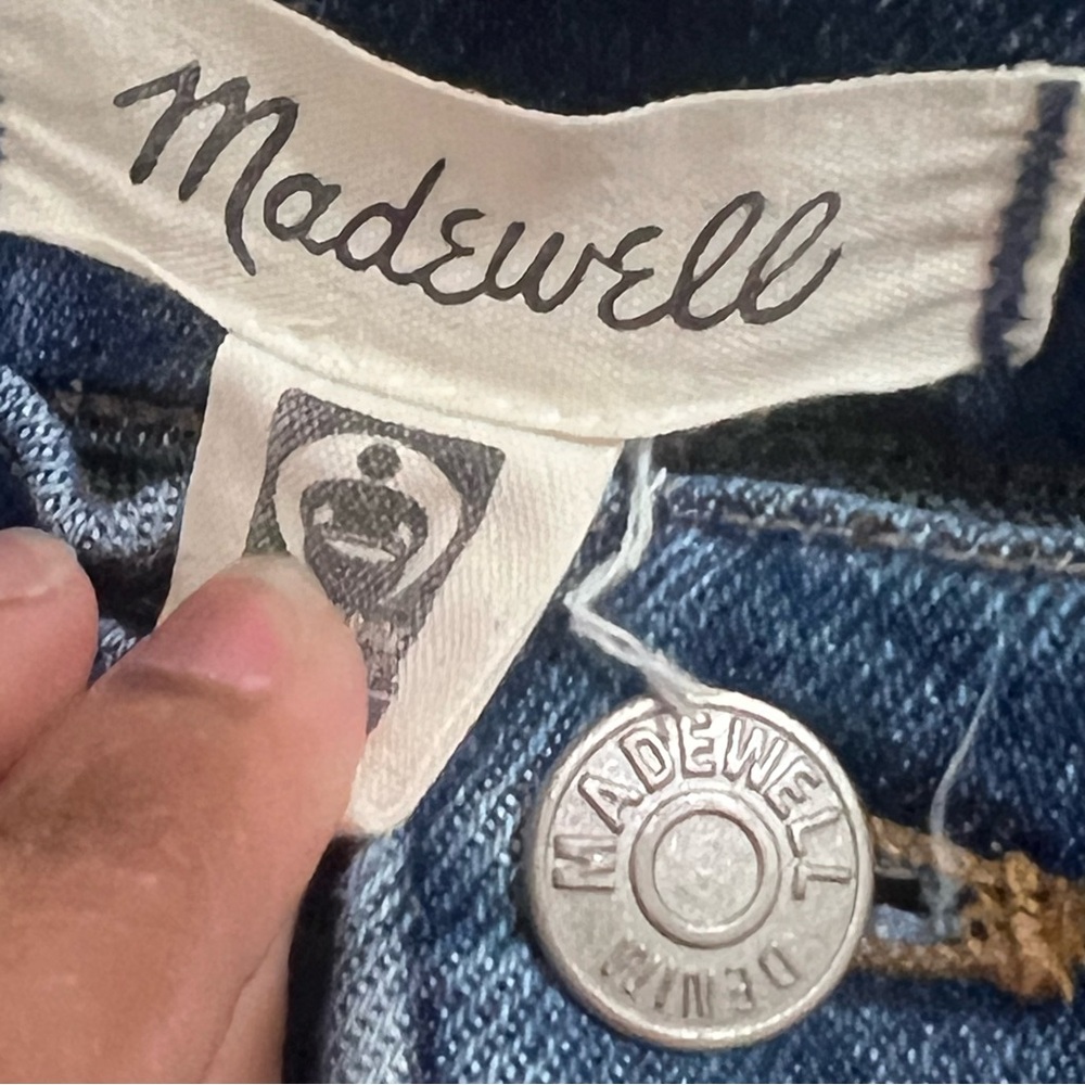 EUC Madewell Cali Demi-Boot Raw Hem Jeans in Fleetwood Wash - Picture 6 of 10
